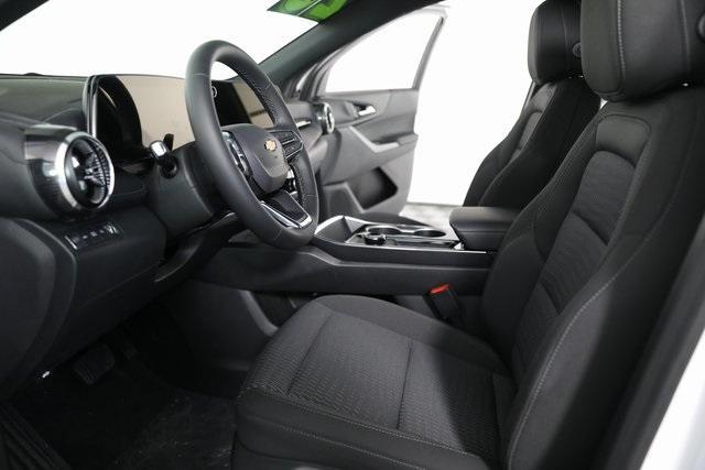 new 2026 Chevrolet Equinox car, priced at $31,995