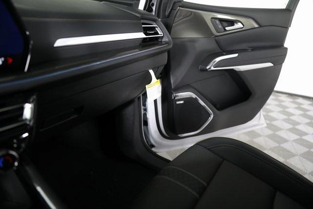 new 2025 Chevrolet Traverse car, priced at $57,302