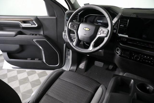 new 2025 Chevrolet Silverado 1500 car, priced at $52,603