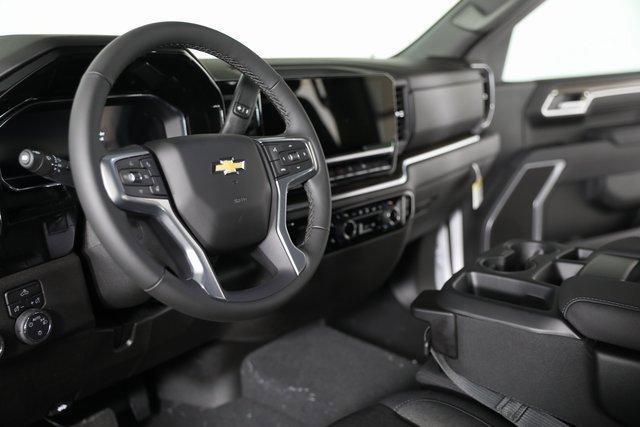 new 2025 Chevrolet Silverado 1500 car, priced at $47,244