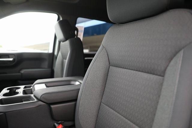 new 2025 Chevrolet Silverado 1500 car, priced at $51,461