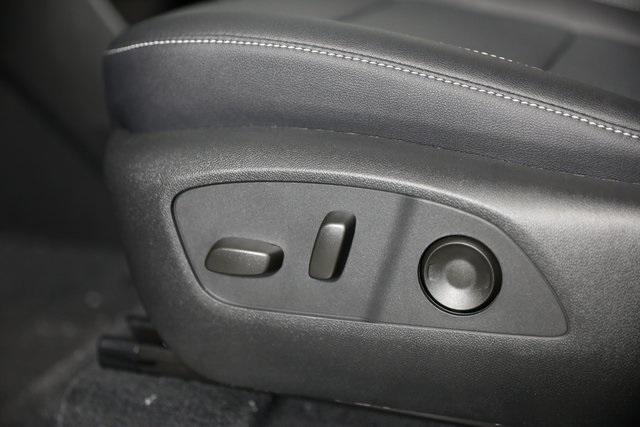new 2025 Chevrolet Traverse car, priced at $48,475