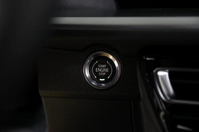 new 2025 Chevrolet Traverse car, priced at $48,475