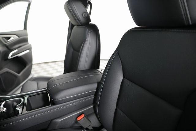 new 2025 Chevrolet Traverse car, priced at $48,475