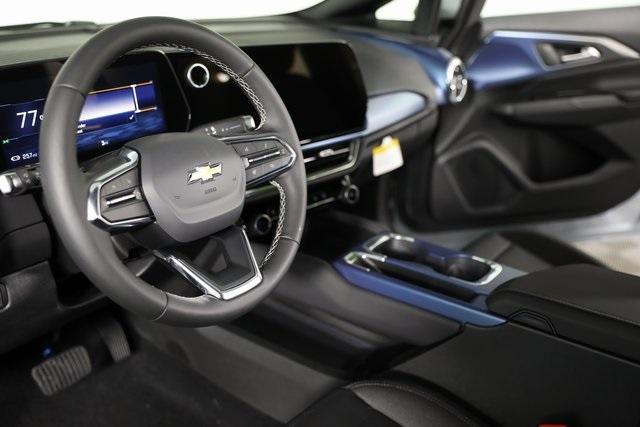 new 2025 Chevrolet Equinox EV car, priced at $42,836