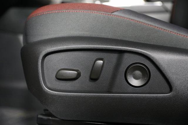 new 2026 Chevrolet Equinox car, priced at $37,368
