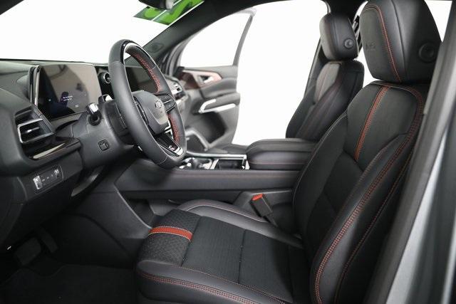 new 2025 Chevrolet Traverse car, priced at $55,636