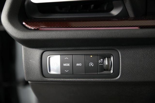 new 2025 Chevrolet Traverse car, priced at $55,636
