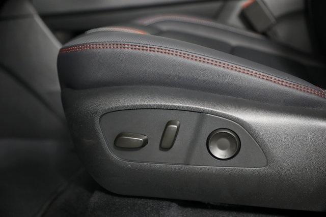 new 2025 Chevrolet Traverse car, priced at $55,636