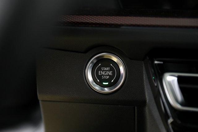 new 2025 Chevrolet Traverse car, priced at $54,591