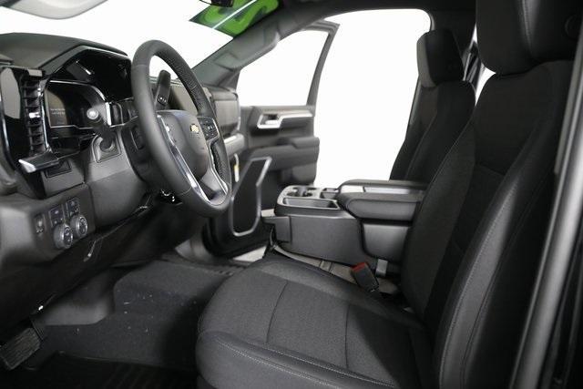 new 2025 Chevrolet Silverado 1500 car, priced at $52,603