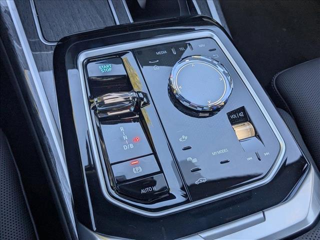 new 2026 BMW i7 car, priced at $117,275