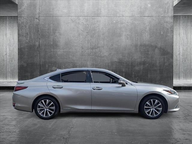 used 2019 Lexus ES 300h car, priced at $26,755