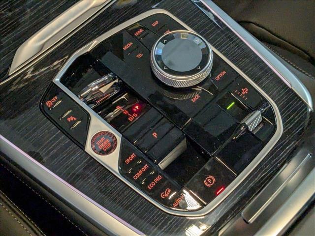 new 2026 BMW X7 car, priced at $124,580