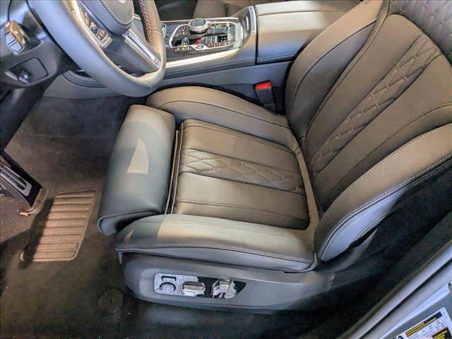 new 2026 BMW X7 car, priced at $124,580