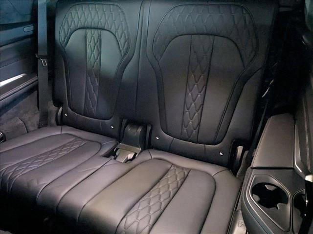 new 2026 BMW X7 car, priced at $124,580