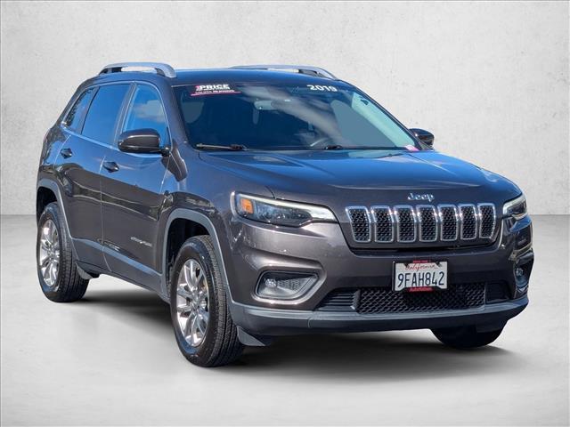 used 2019 Jeep Cherokee car, priced at $16,199