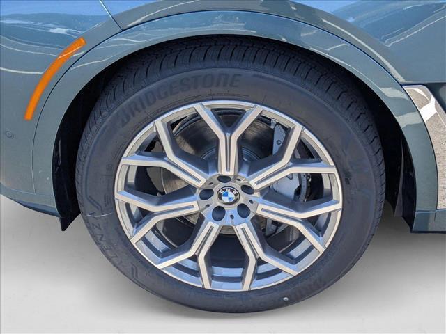 new 2025 BMW X7 car, priced at $94,185
