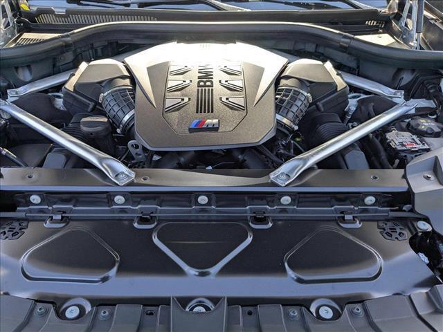 new 2025 BMW X7 car, priced at $121,580