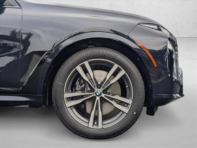 new 2026 BMW X7 car, priced at $123,450
