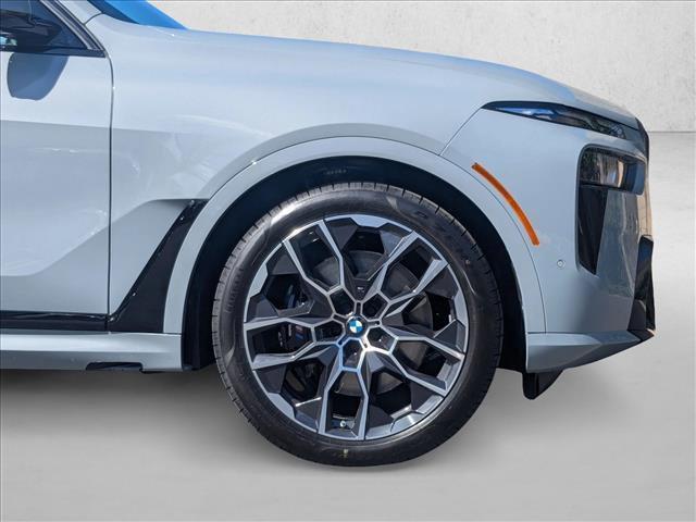new 2026 BMW X7 car, priced at $101,885