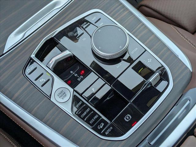 new 2025 BMW X7 car, priced at $98,735