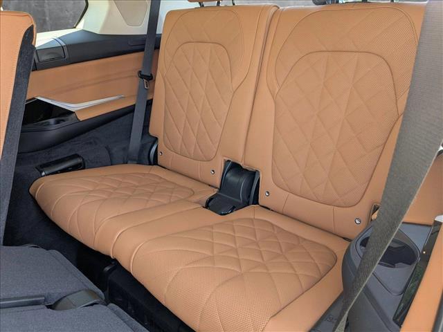 new 2025 BMW X7 car, priced at $93,180
