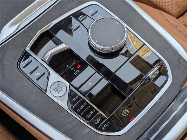 new 2025 BMW X7 car, priced at $93,180