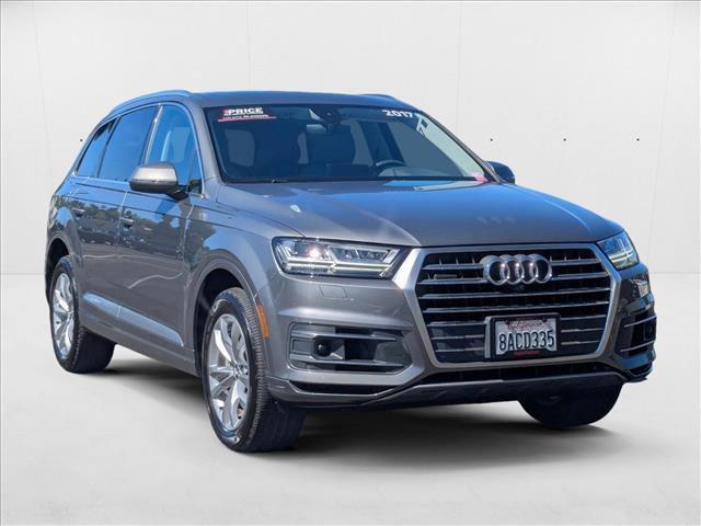 used 2017 Audi Q7 car, priced at $22,455
