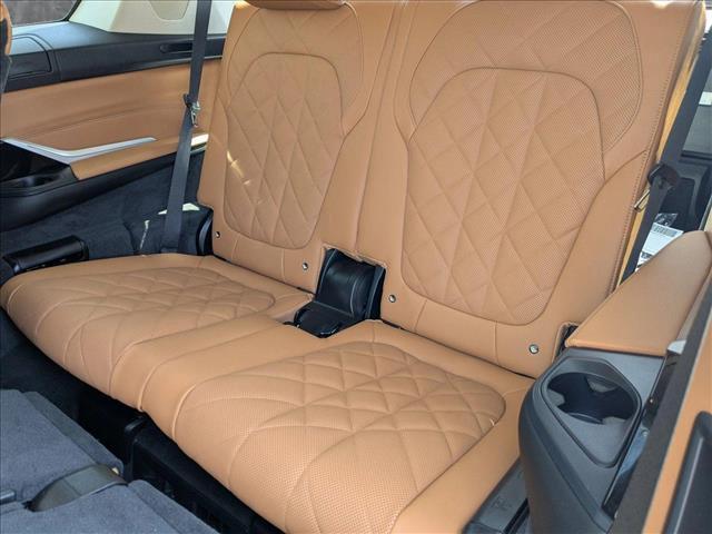 new 2025 BMW X7 car, priced at $93,180