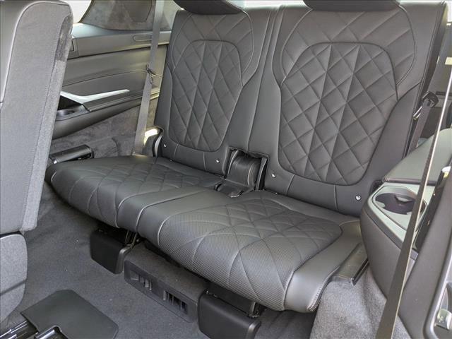 new 2026 BMW X7 car, priced at $98,055