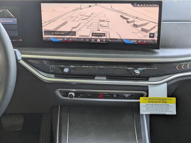 new 2026 BMW X7 car, priced at $92,685