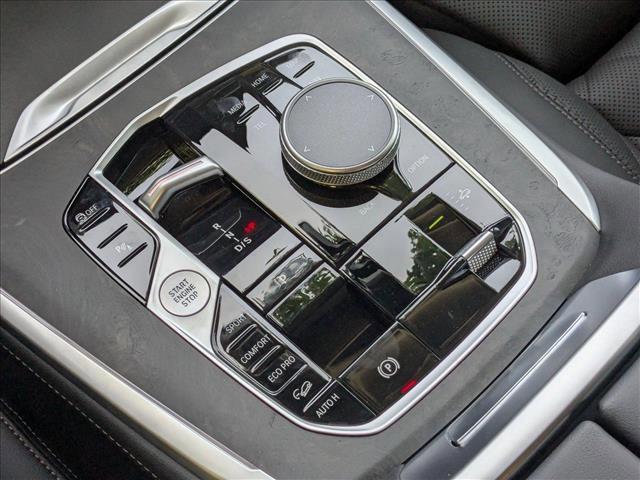 new 2026 BMW X7 car, priced at $92,685