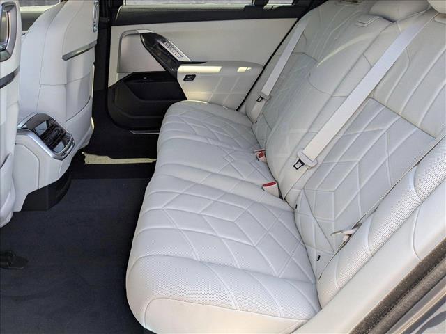 new 2025 BMW i7 car, priced at $170,080
