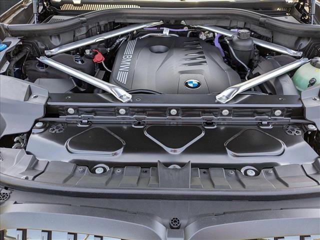 new 2026 BMW X7 car, priced at $100,185