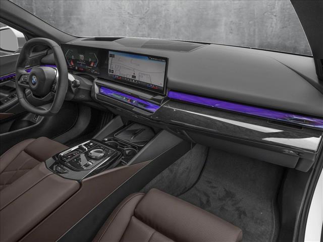 new 2025 BMW 540 car, priced at $76,425