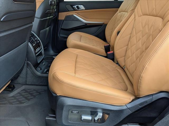 new 2026 BMW X7 car, priced at $99,955