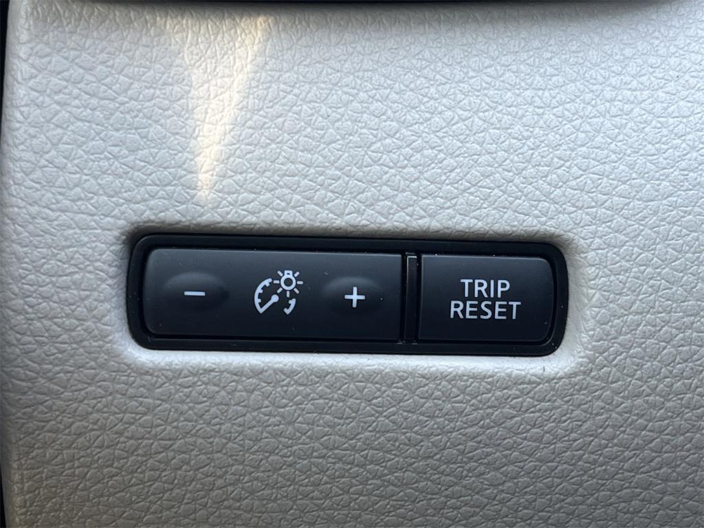 used 2020 Nissan Rogue Sport car, priced at $20,249