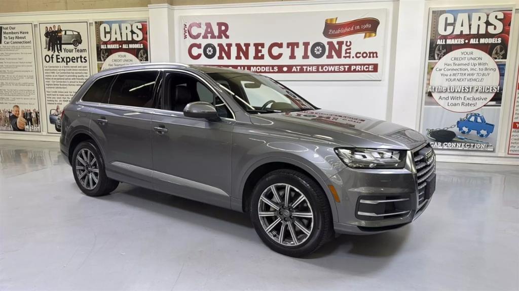 used 2017 Audi Q7 car, priced at $17,900