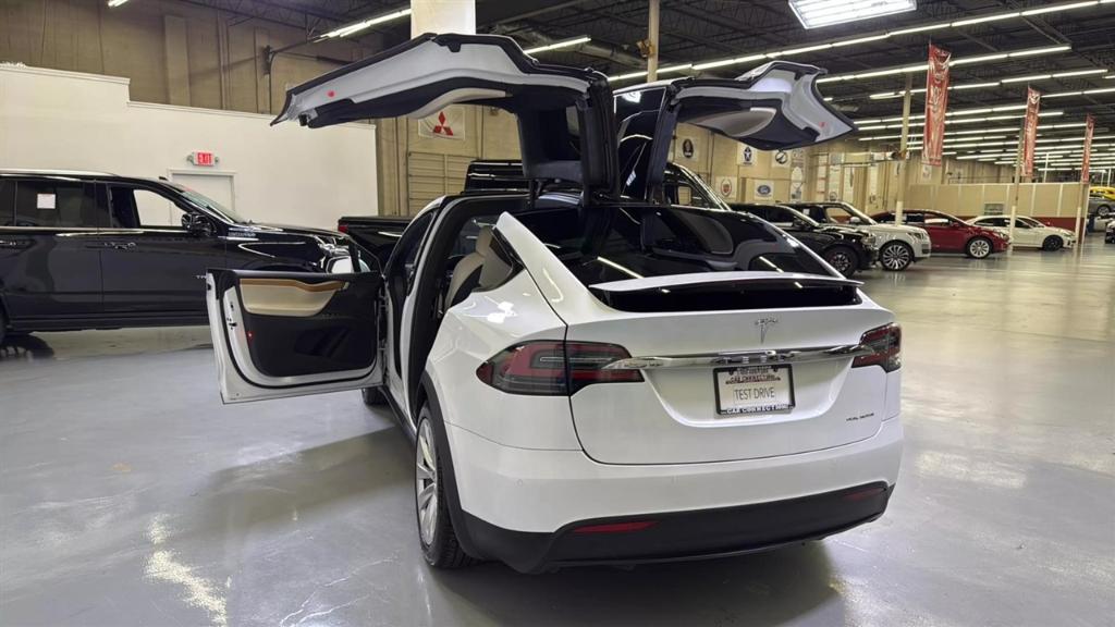 used 2020 Tesla Model X car, priced at $34,900