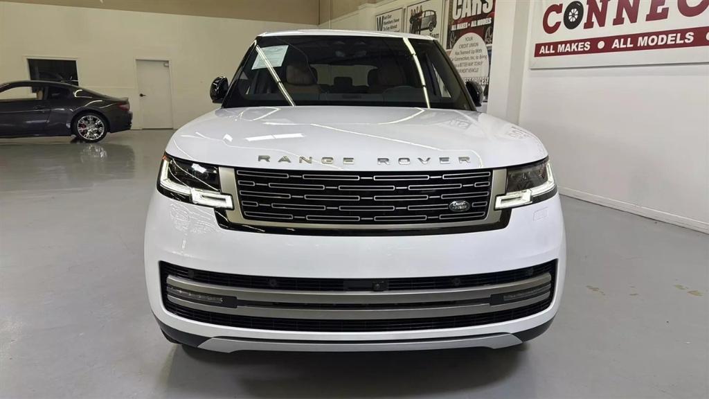 used 2024 Land Rover Range Rover car