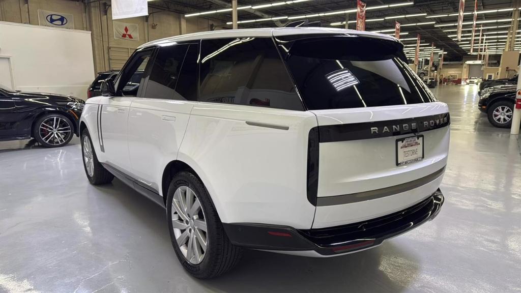 used 2024 Land Rover Range Rover car