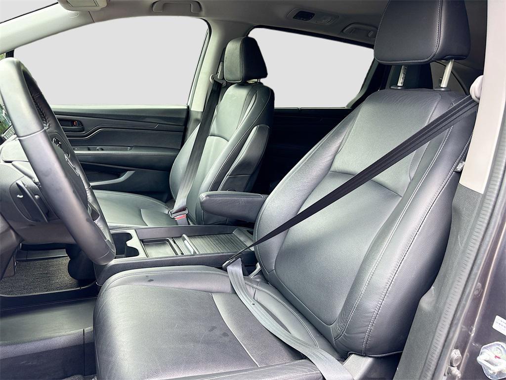 used 2024 Honda Odyssey car, priced at $32,500