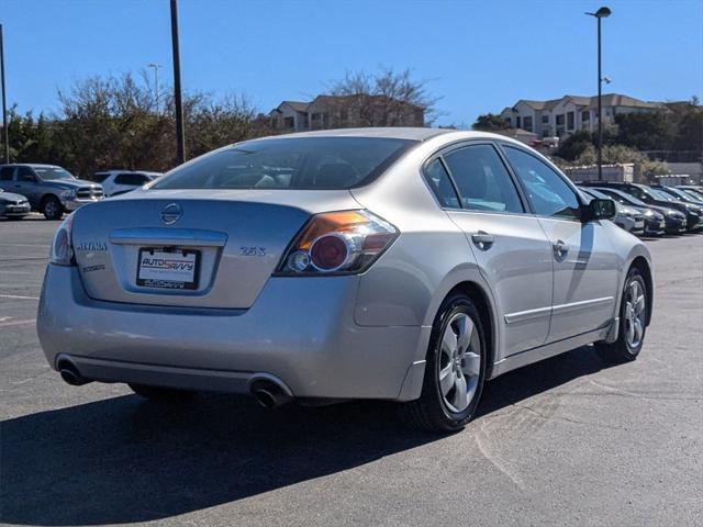 used 2007 Nissan Altima car, priced at $5,000