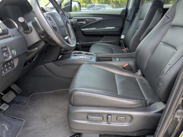 used 2023 Honda Ridgeline car, priced at $29,000