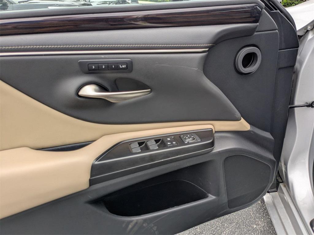 used 2019 Lexus ES 350 car, priced at $25,000