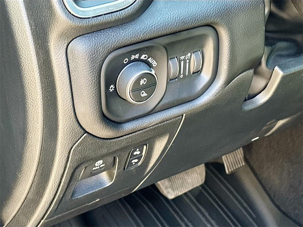 used 2025 Ram 1500 car, priced at $38,600