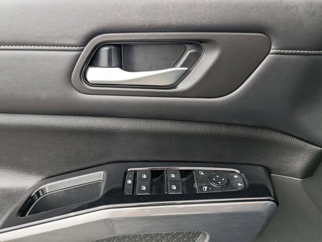 used 2023 Nissan Pathfinder car, priced at $26,000