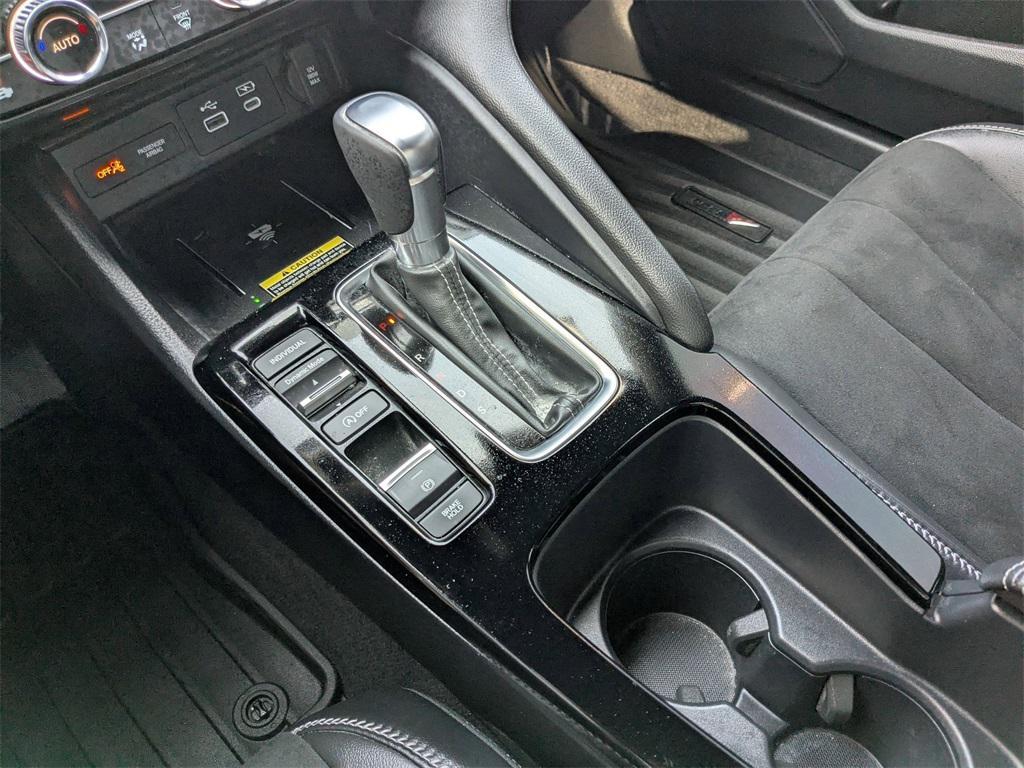 used 2024 Acura Integra car, priced at $27,000