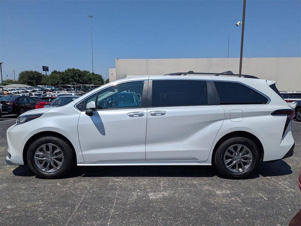 used 2023 Toyota Sienna car, priced at $32,000